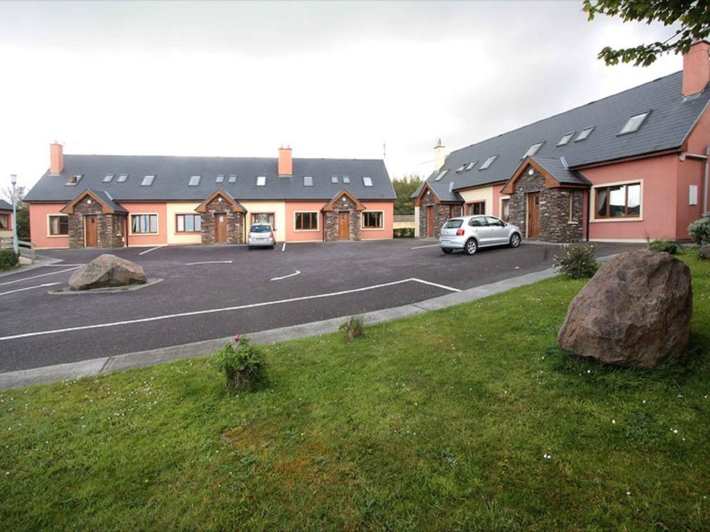 Tralee Bay Holiday Village Castlegregory Esterno foto